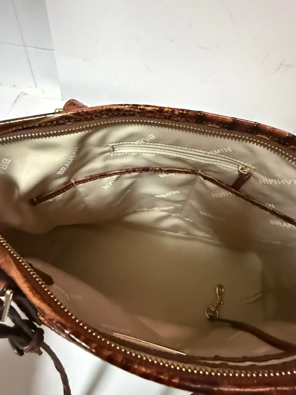 Brahmin Medium Asher Tote in Pecan Melbourne Leather - Clean & Dust Bag Included - Picture 6 of 9